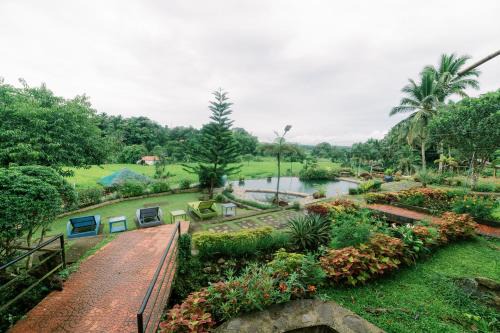 Samkara Restaurant and Garden Resort
