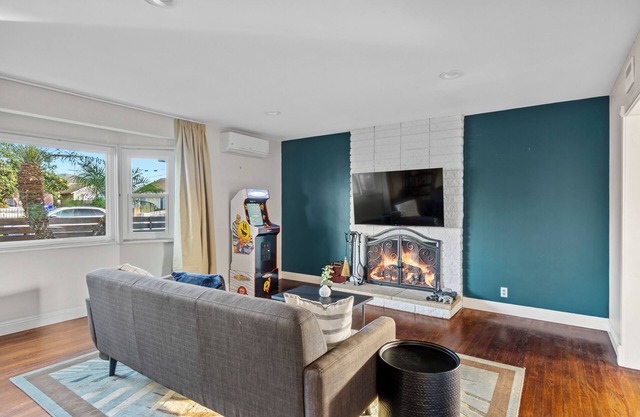 San Diego City Escape – Perfect for Families, Groups, & Business Travelers