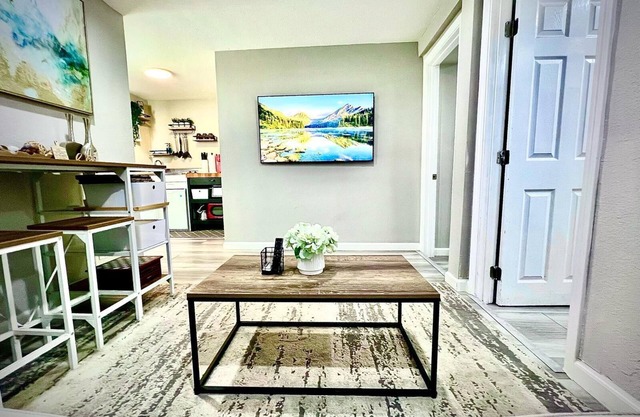 San Jose - 2 bedroom 1 bath