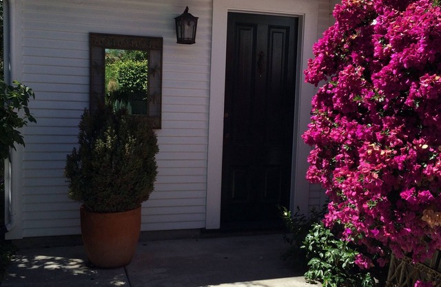 San Jose Rosegarden Cottage - Business Ready