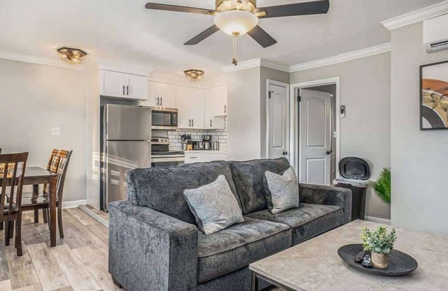 Sand Dune Suite Seven