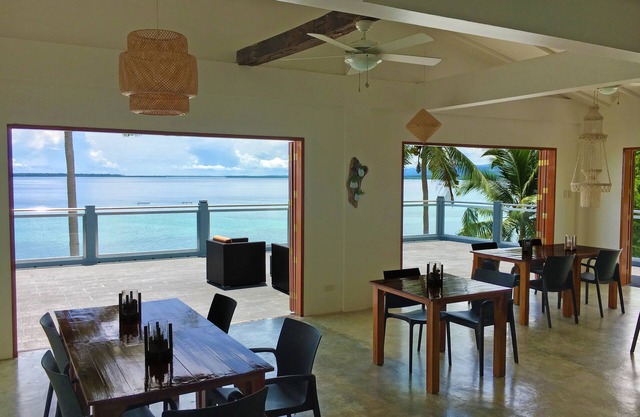 Sandingan Island Resort