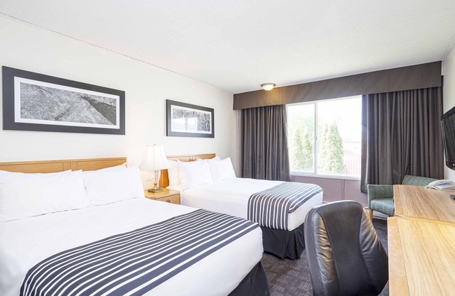 Sandman Inn McBride