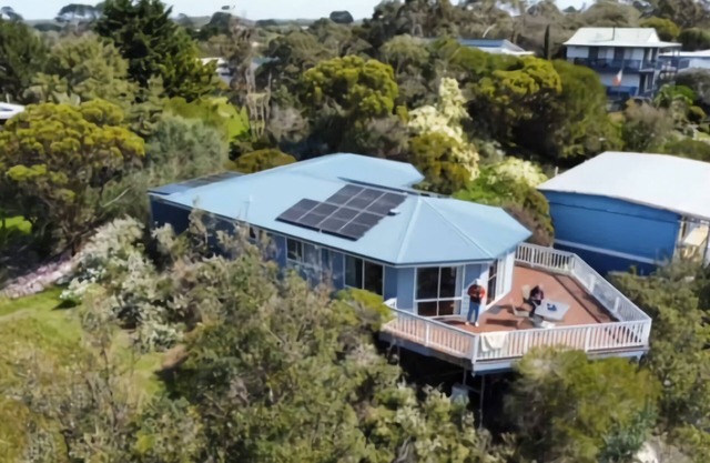 Sandpiper - This sun filled 3 bedroom house