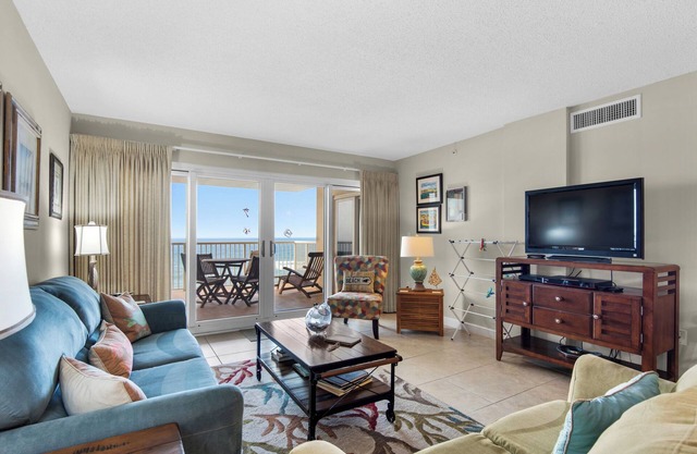 Sandy Key 524: 2 BR/2 BA Gulf Front Condo in Perdido Key, FL Sleeps 6