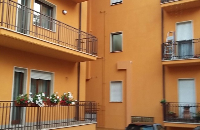 Santa Barbara studio apartment in via Aveia N ° 4
