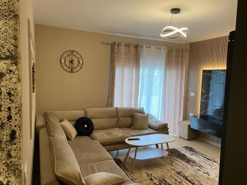 Saranda Apartment