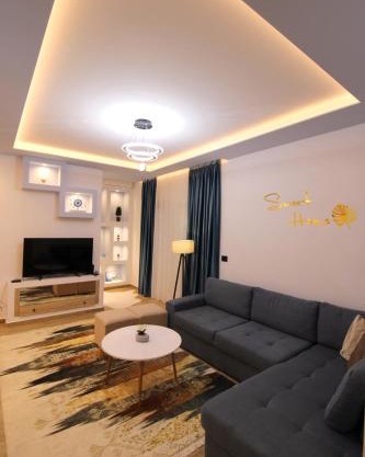 Sarande Luxury Central apartment Reni Risi