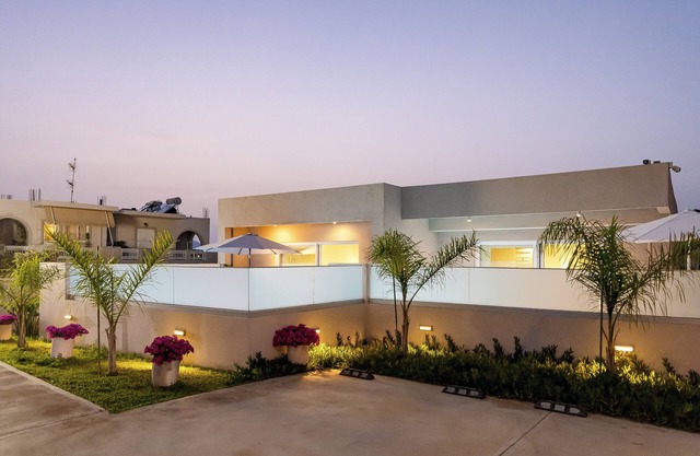 Sarpidon Suites