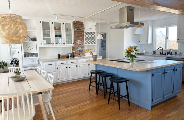 Scandinavian-Style Beach Cottage