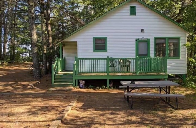 Scenic Hideaway with Stunning Lake Views and Beach Access