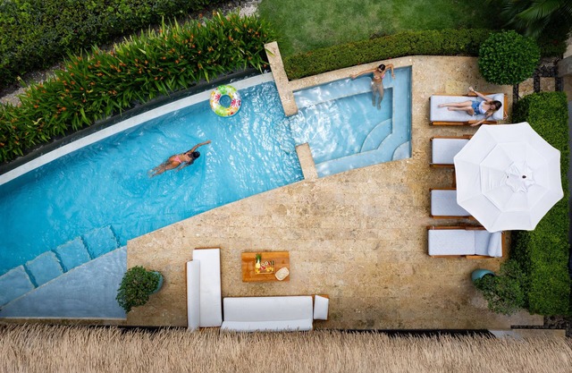 Scenic Mountaintop Ocean view Mini-Resort with Private Pool, Minutes from Tamarindo Beach