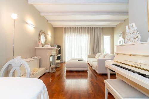Scogliera House