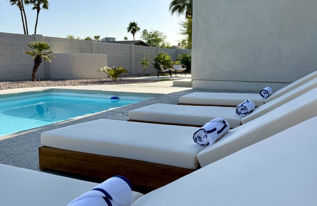 Scottsdale Oasis - Private Pool + Game Lounge