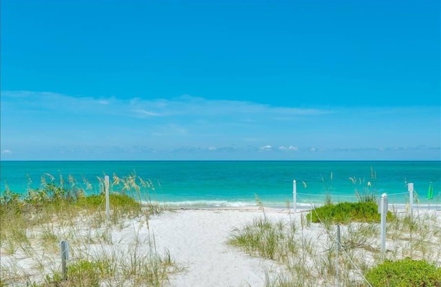 Sea Oats 222 2 Bedroom Condo by RedAwning