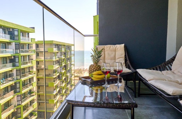 Sea Shore apartments - Spa n Pools beach resort