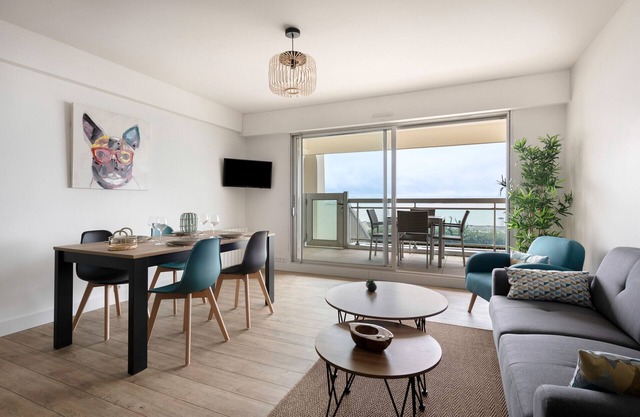 Sea view - Balcony facing the ocean - Flat for 4