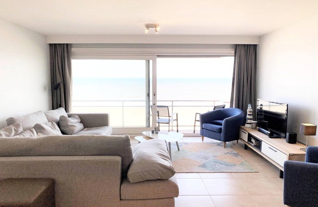 Sea View Family Apartment