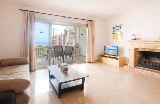 Sea view holiday home with terrace