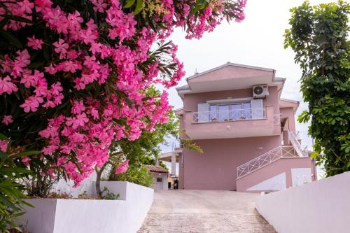 Sea View Home - Rena's House