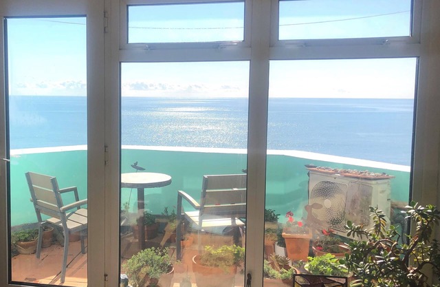 Seafront, direct ocean view, beautiful balcony, spacious flat