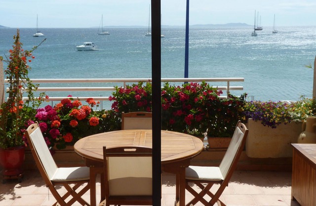 Seafront studio with a stuning view, Résience Bona vue mer panaramique