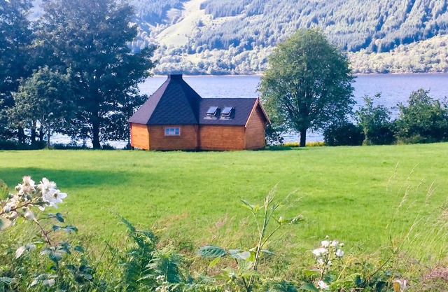 Seal Point Cabin - Luxury Glamping