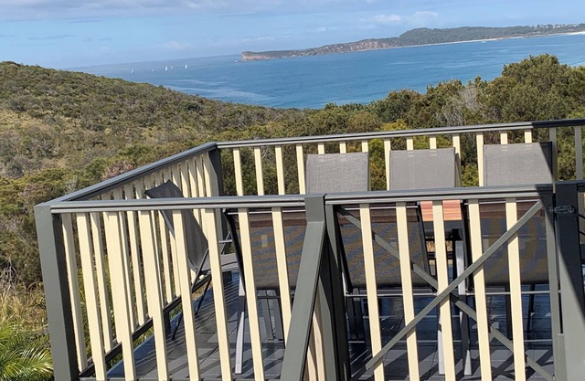 Seascape retreat at Bonny Hills! Family sized house with amazing ocean views.