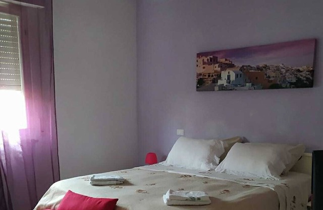 Seaside Apartment – 2 Min Walk to Beach, Free Wi-Fi & Bikes