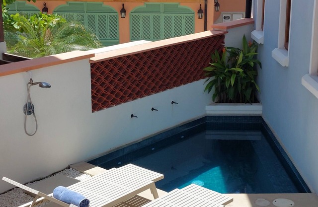 Seaside Retreat, Private Plunge Pool and Balconies at Las Catalinas