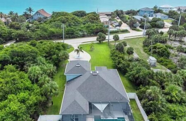 Seaside Serenity -Private Pool w/Beach Access