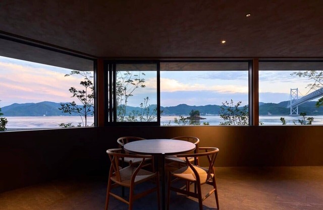 Seaside Villa SEEN Shallow Sea