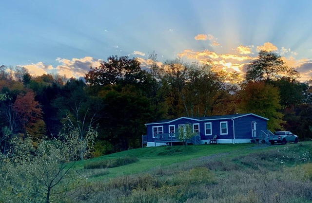 Seasonal rental: Pet friendly home near Windham and Hunter Ski Resorts