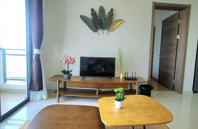 Seaview Regalia Park, (Happy House), Full Furnished, Free WiFi Forestcity