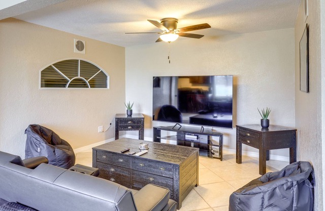 Sebring Vacation Rental w/ Community Gas Grill!