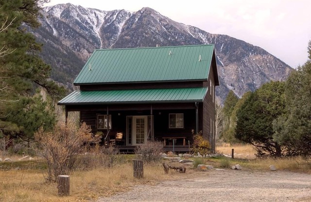 Secluded~14er Views~Therapeutic Hot Tub~Brook~Borders USFS 3 sides~Wildlife