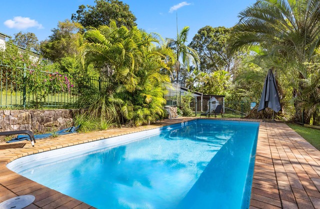 Secluded Comfort Surrounded by Nature – Just Minutes from the City
