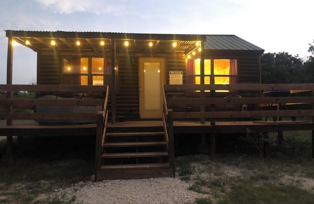 Secluded Escape with scenic views & hot tub