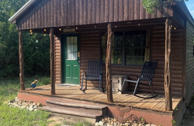 Secluded Escape with hot tub, tucked in nature