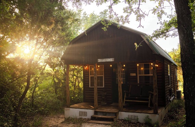 Secluded Escape with hot tub, tucked in nature