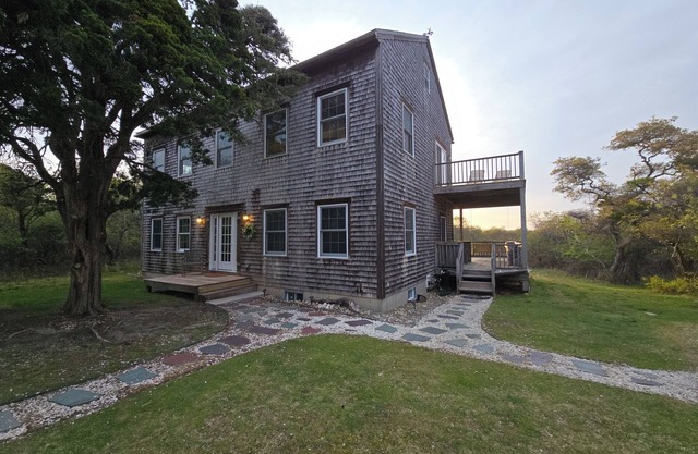 Secluded Home abutting Bird Sanctuary