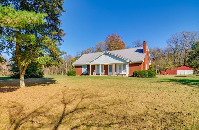 Secluded Jamestown Home ~ 5 Mi to Lake Cumberland!