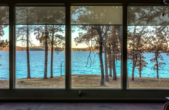 Secluded, Lakefront Cabin