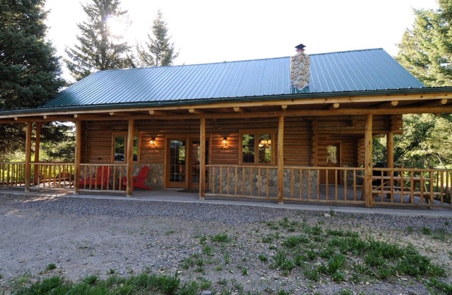 Secluded mountain hideaway just outside of Bozeman