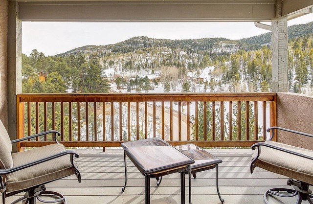 Secluded & Spacious Mountain Getaway
