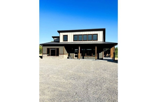 Secluded Winiarski Cabin on Vineyard with Hot Tub