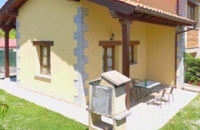 Self catering El Nozal,Los Ablanos,El Acebo y Alloros I y II for 4 people