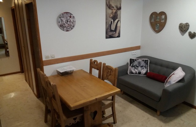 Self-contained apartment in house in Cauterets