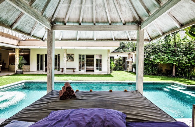 Seminyak 3BR Pool Villa & Lounger