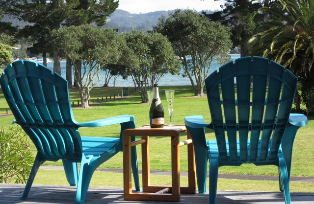 Sensational Sun Trap on Estuary Frontage - Pauanui